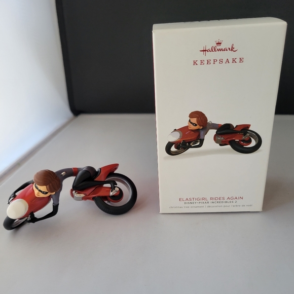 Disney Holiday Hallmark Disneypixar Incredibles 2 Elastigirl Rides